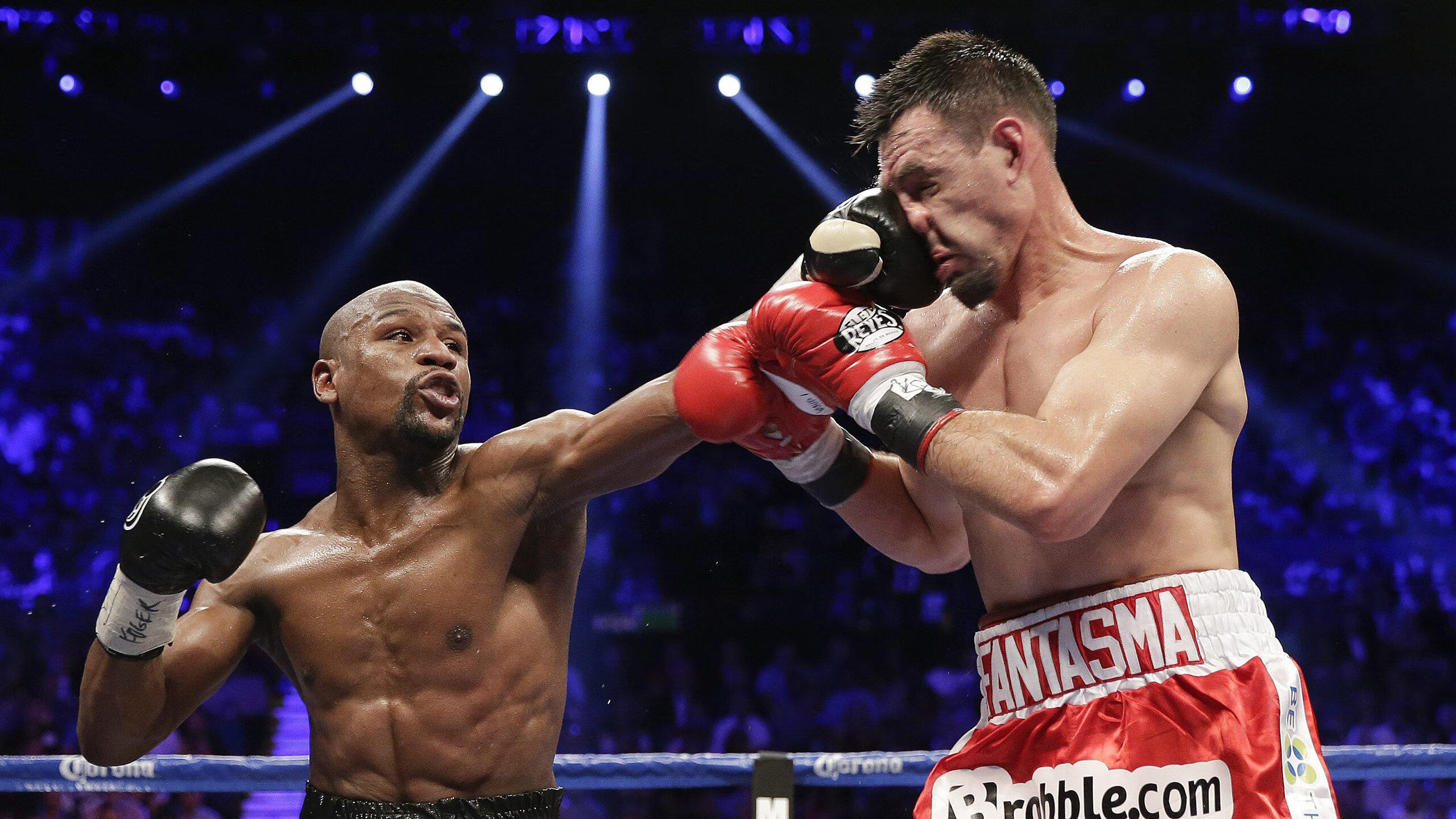 AYX体育官网-美国骑手麦克莱恩·沃德在巴黎奥运会上获得障碍赛银牌，成为历史上获得最多奥运奖牌的美国马术运动员。